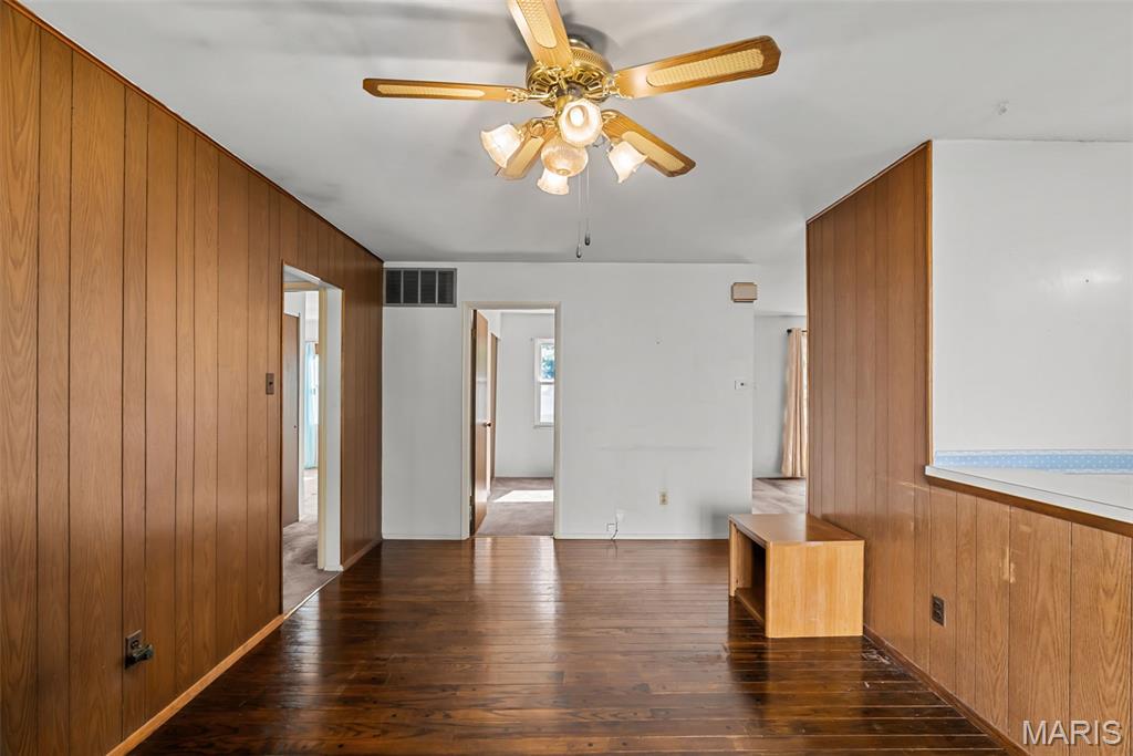 1305 Spellman Avenue