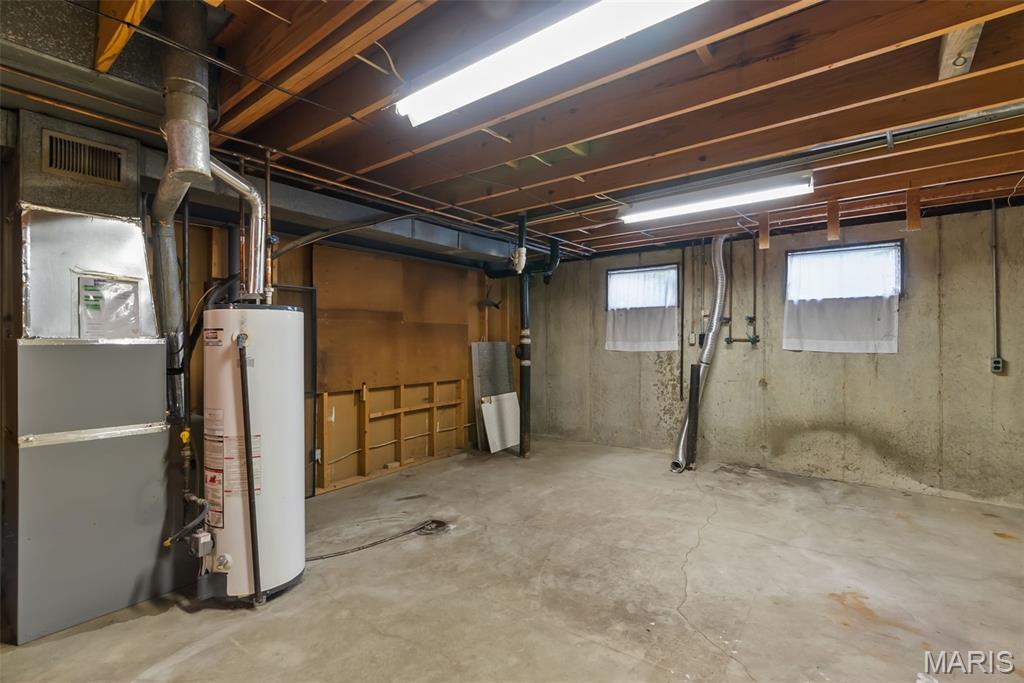 1305 Spellman Avenue