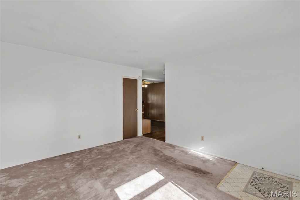 1305 Spellman Avenue