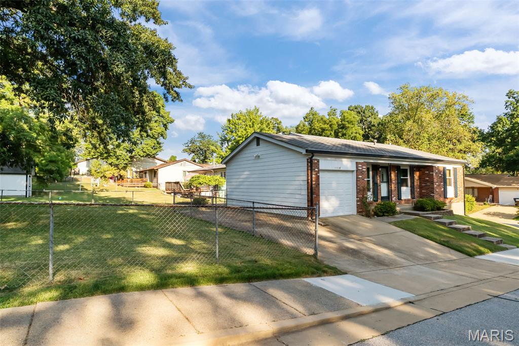 1305 Spellman Avenue