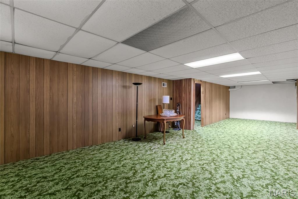 1305 Spellman Avenue