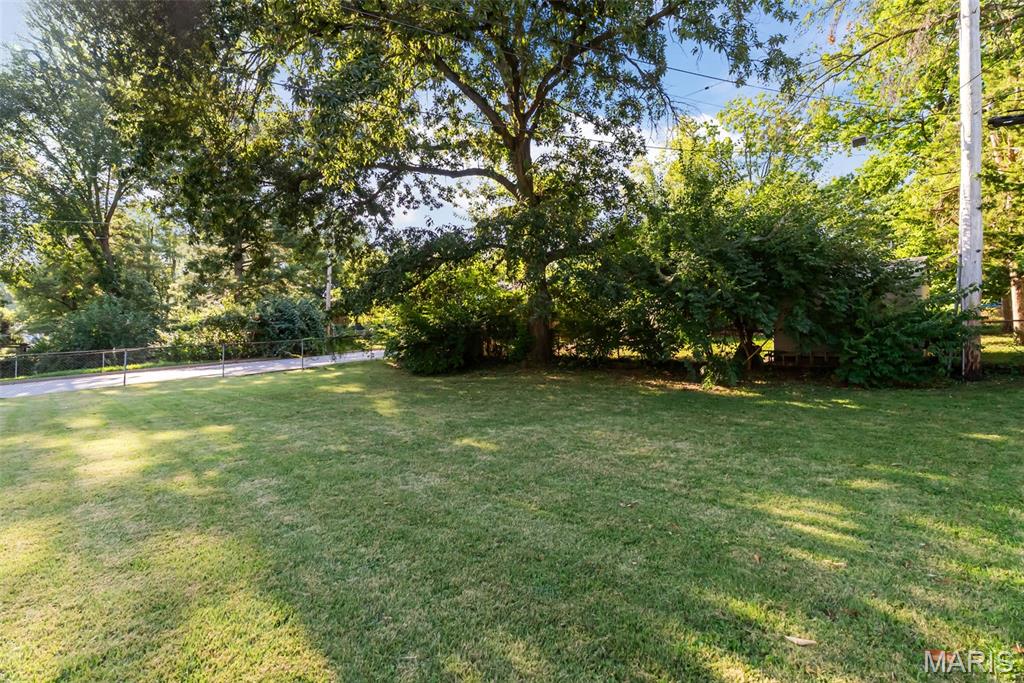 1305 Spellman Avenue