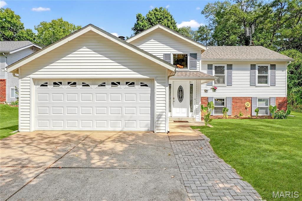 1020 Shadowoak Drive