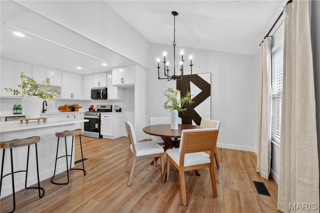 2166 Bantry Court