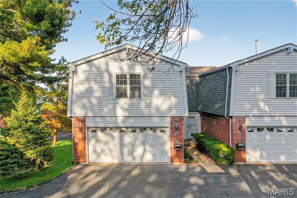 2166 Bantry Court