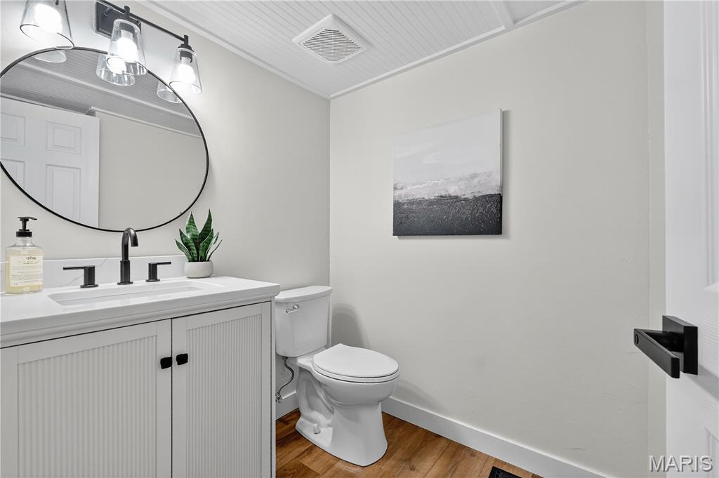 2166 Bantry Court