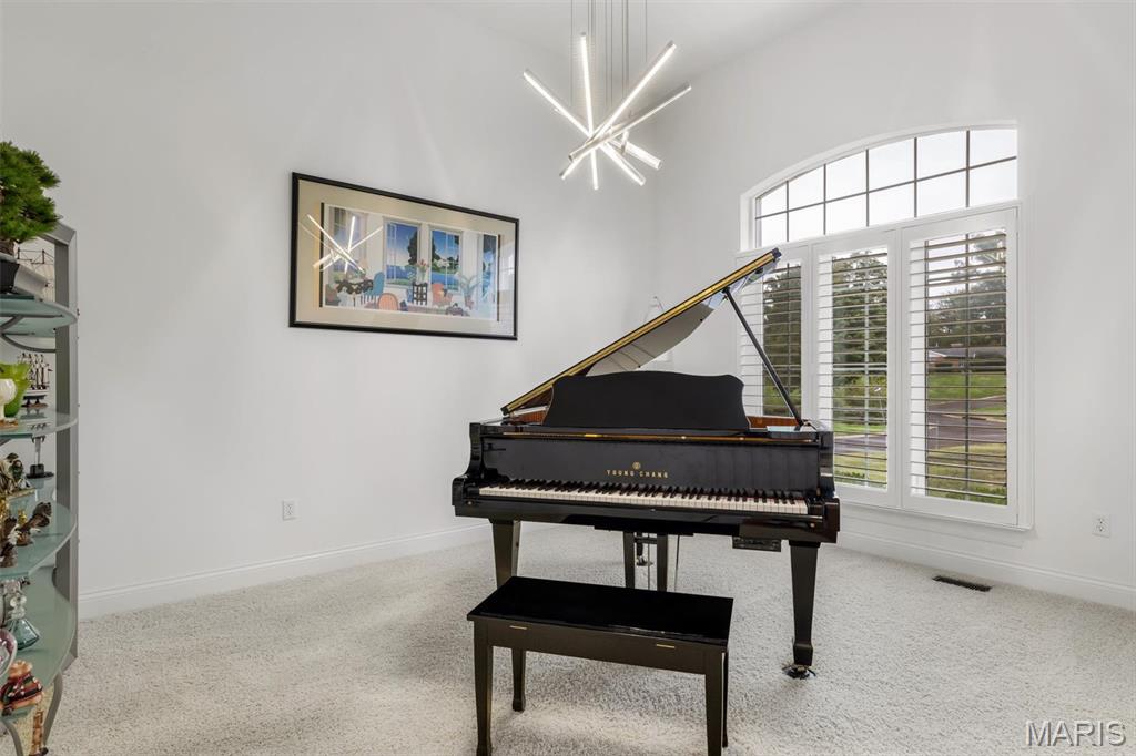 327 Chasselle Lane