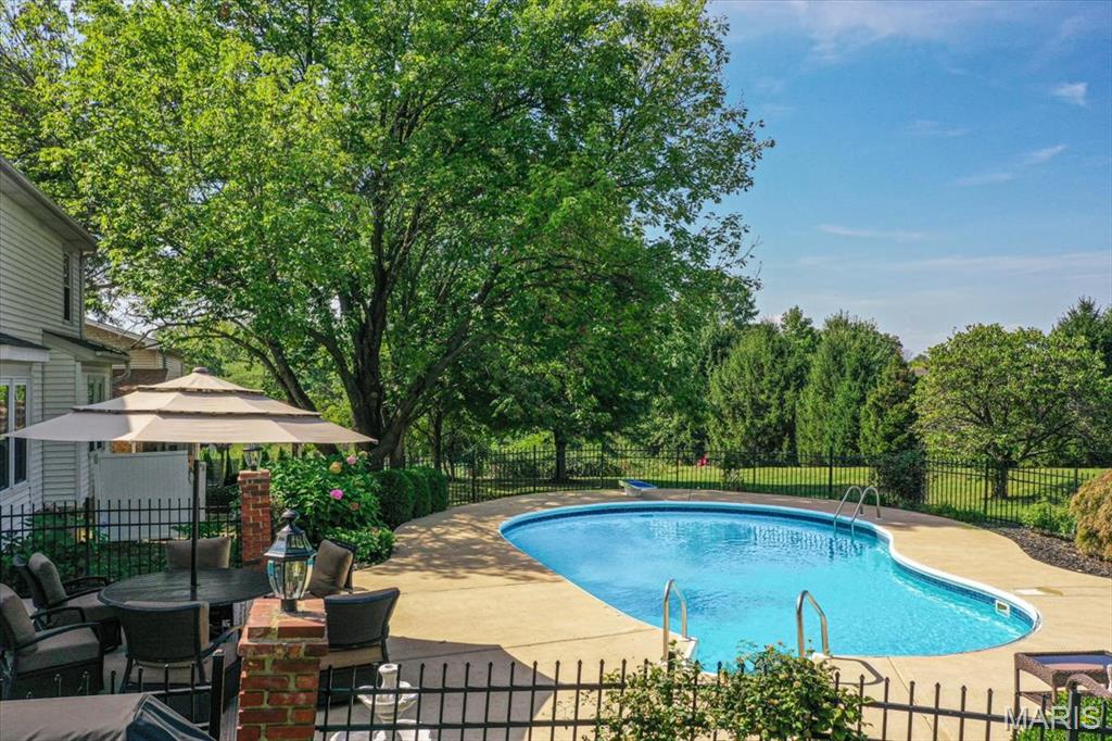 1369 Thornwick Drive