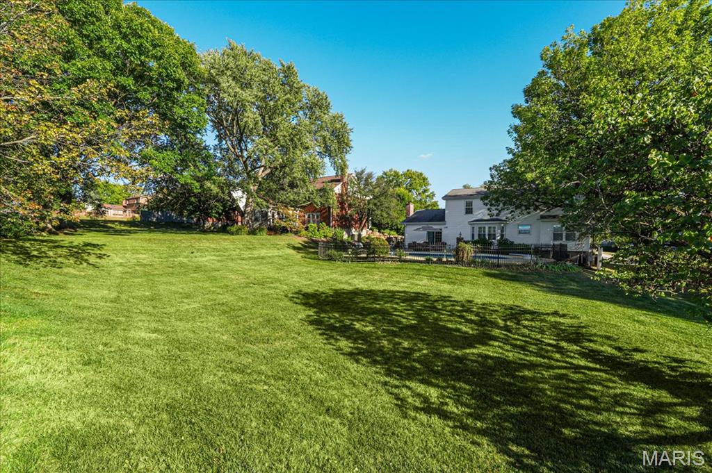 1369 Thornwick Drive