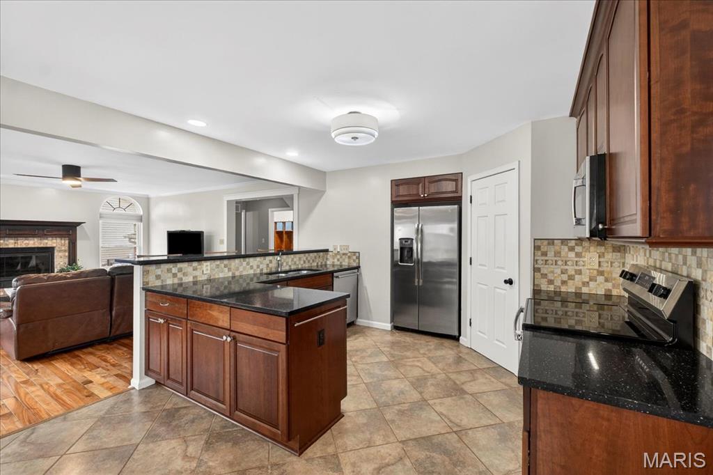 1239 Bedford Falls Court