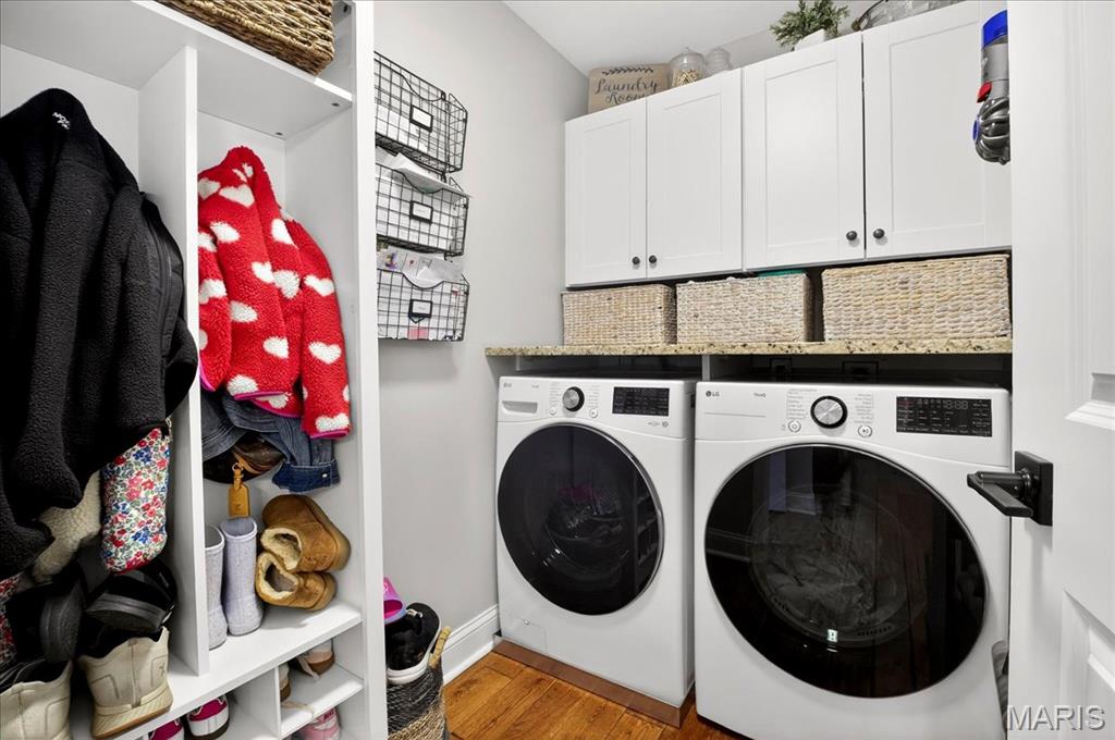 311 Beacon Point Lane