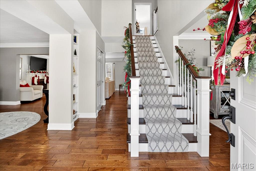 311 Beacon Point Lane