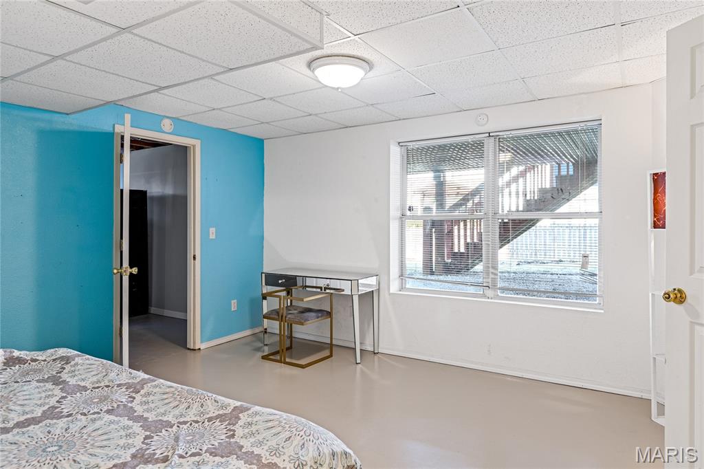 30 Walnut Knoll Court