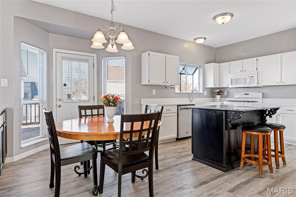 30 Walnut Knoll Court