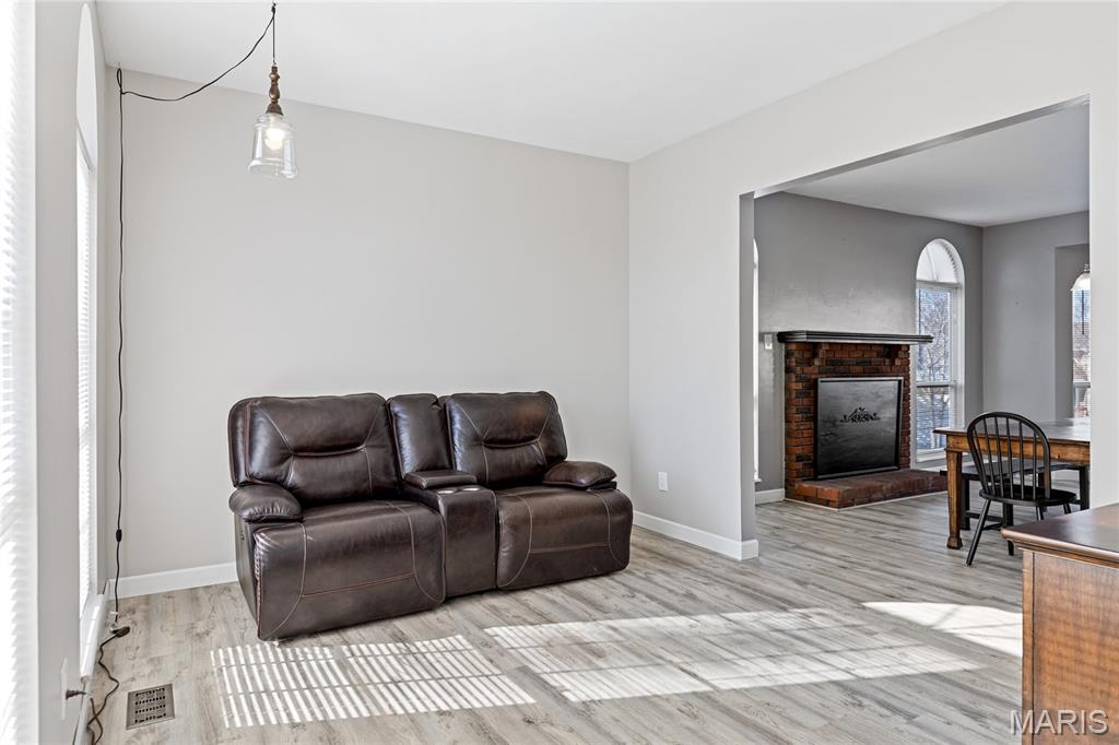 30 Walnut Knoll Court