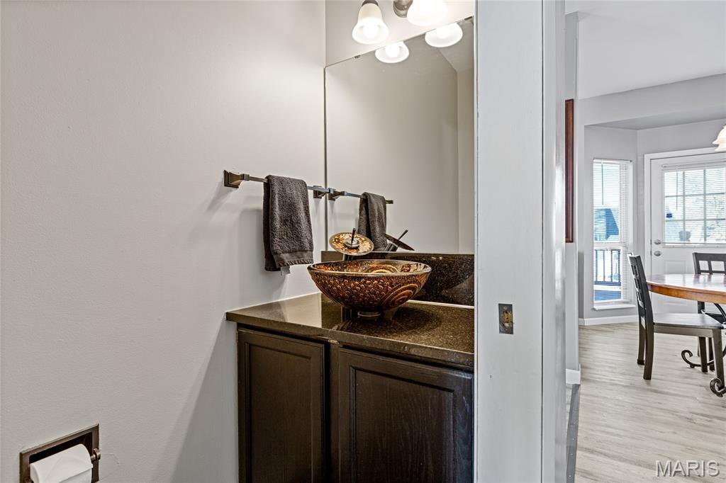 30 Walnut Knoll Court