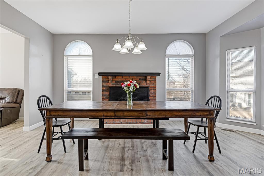 30 Walnut Knoll Court