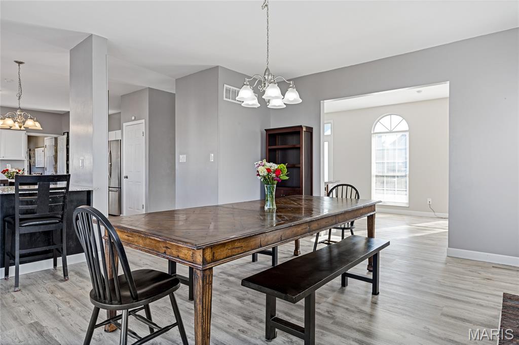 30 Walnut Knoll Court