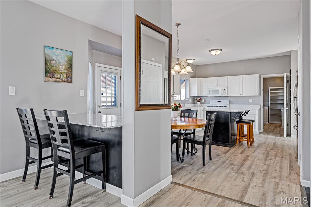 30 Walnut Knoll Court