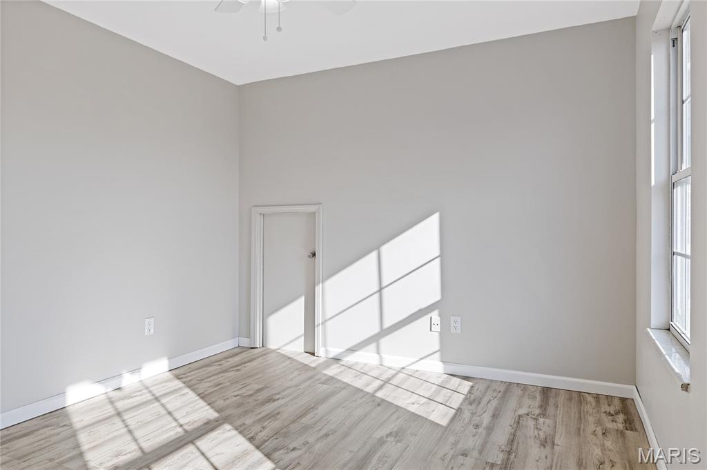 30 Walnut Knoll Court