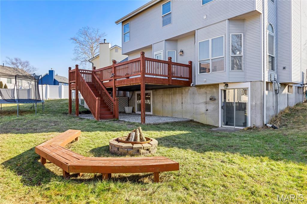 30 Walnut Knoll Court