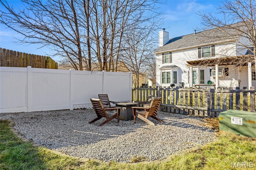 30 Walnut Knoll Court