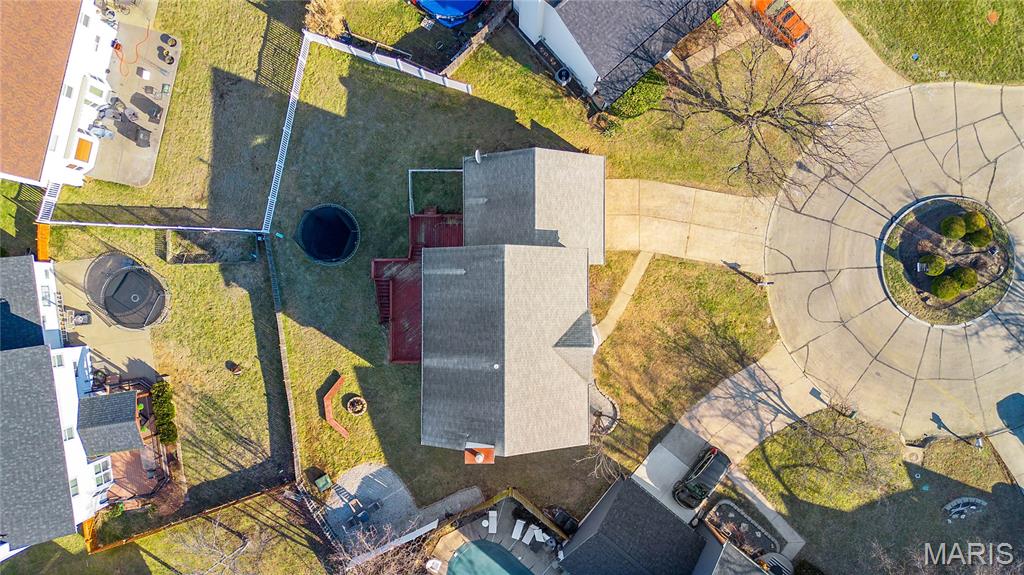 30 Walnut Knoll Court