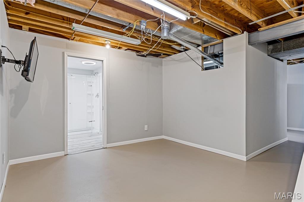 30 Walnut Knoll Court