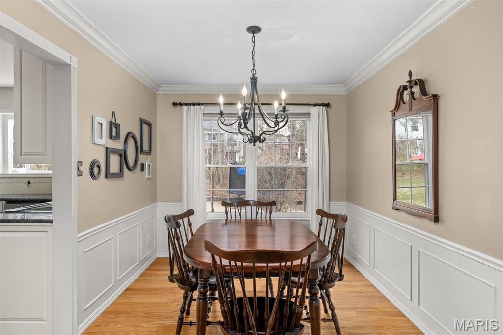 973 Oakwood Farms Lane