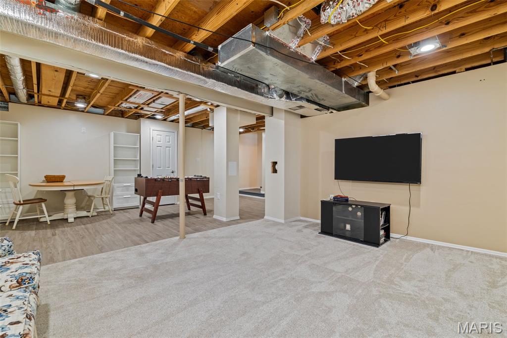 973 Oakwood Farms Lane