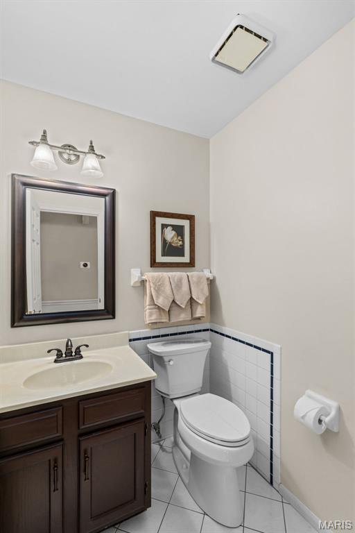 973 Oakwood Farms Lane