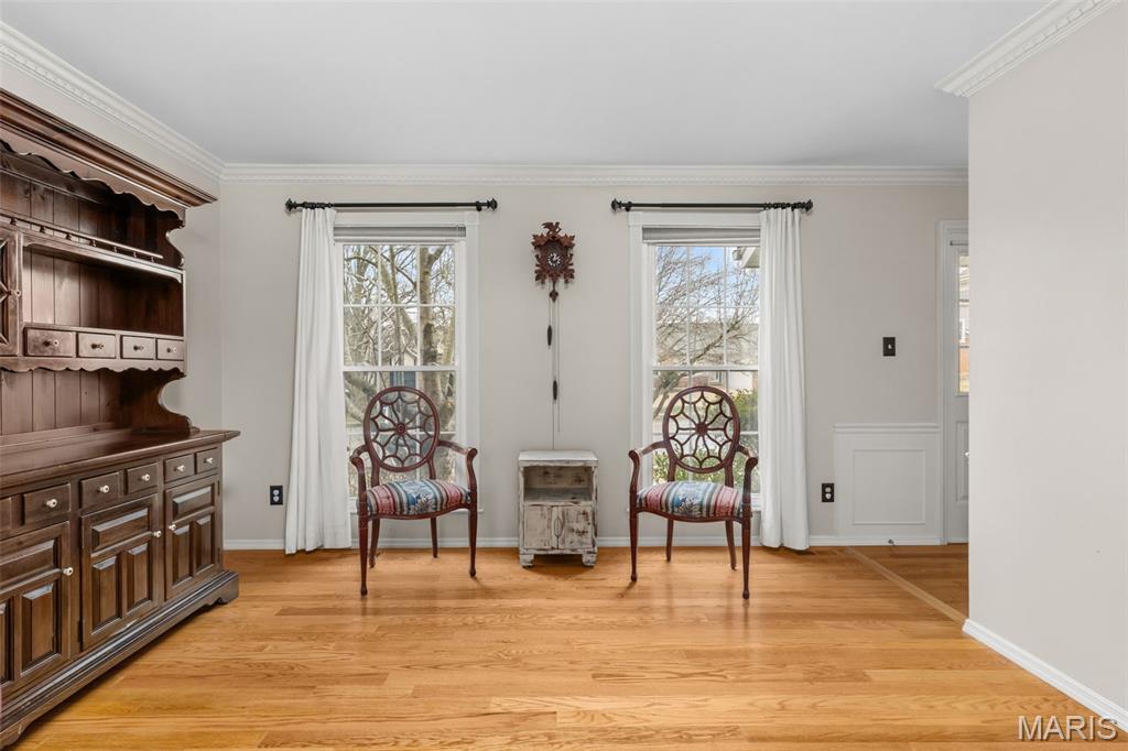 973 Oakwood Farms Lane