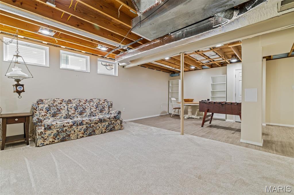 973 Oakwood Farms Lane