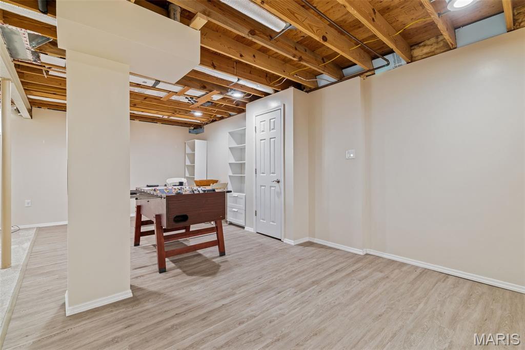 973 Oakwood Farms Lane