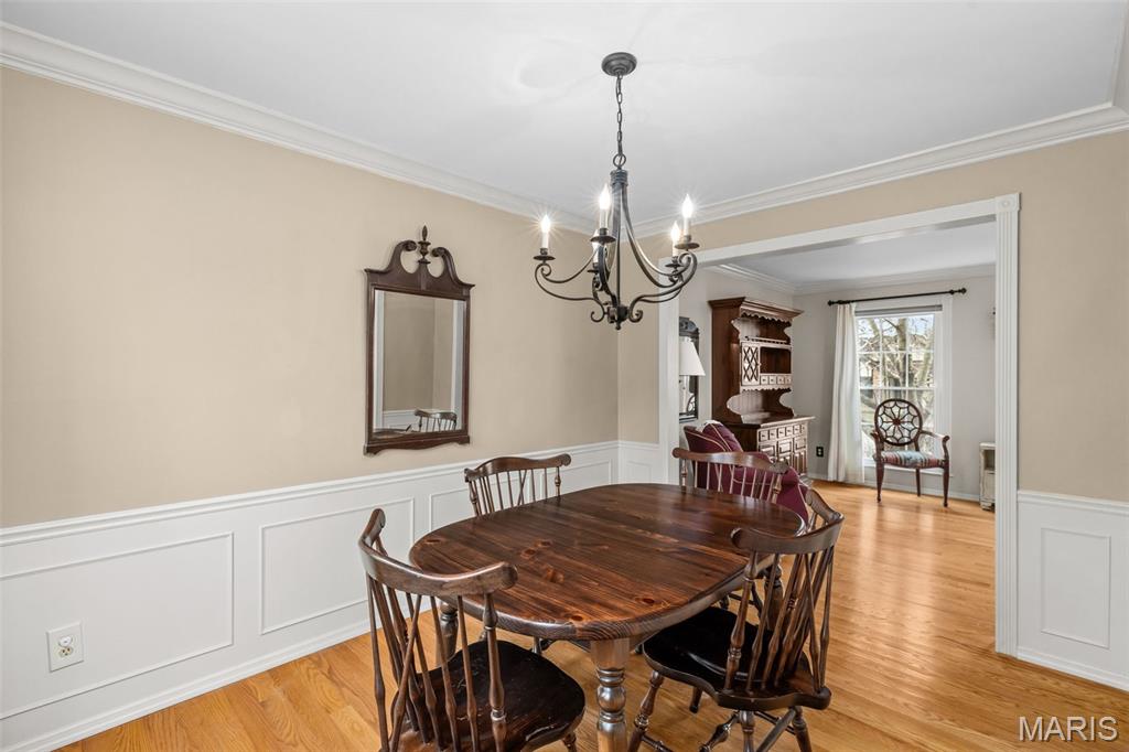 973 Oakwood Farms Lane