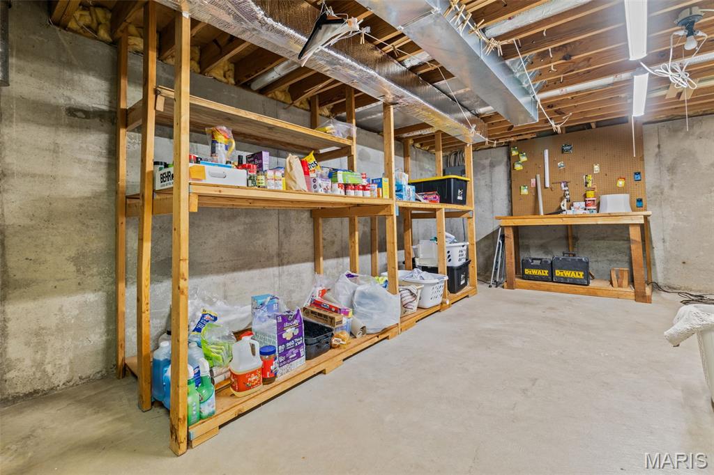 973 Oakwood Farms Lane