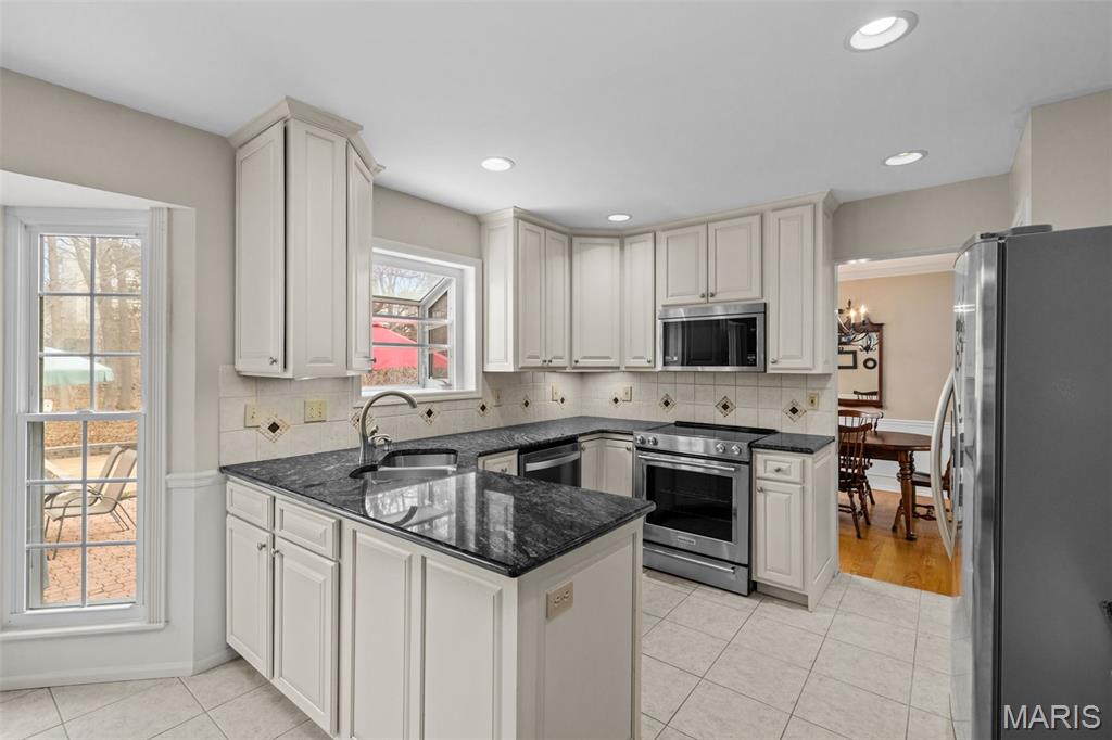 973 Oakwood Farms Lane