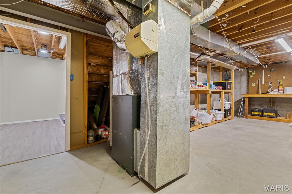 973 Oakwood Farms Lane