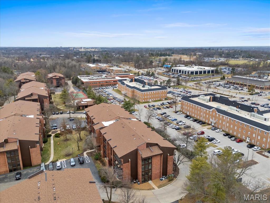 572 Coeur De Royale Drive Unit: 306