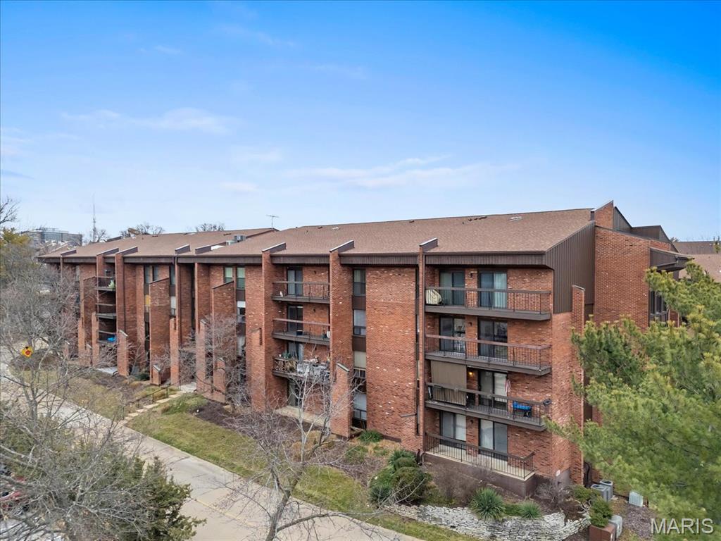 572 Coeur De Royale Drive Unit: 306