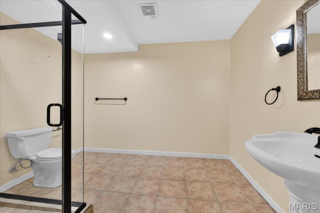 525 Ballas Park Drive