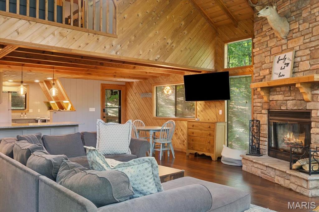 2506 Alpine Woods Drive