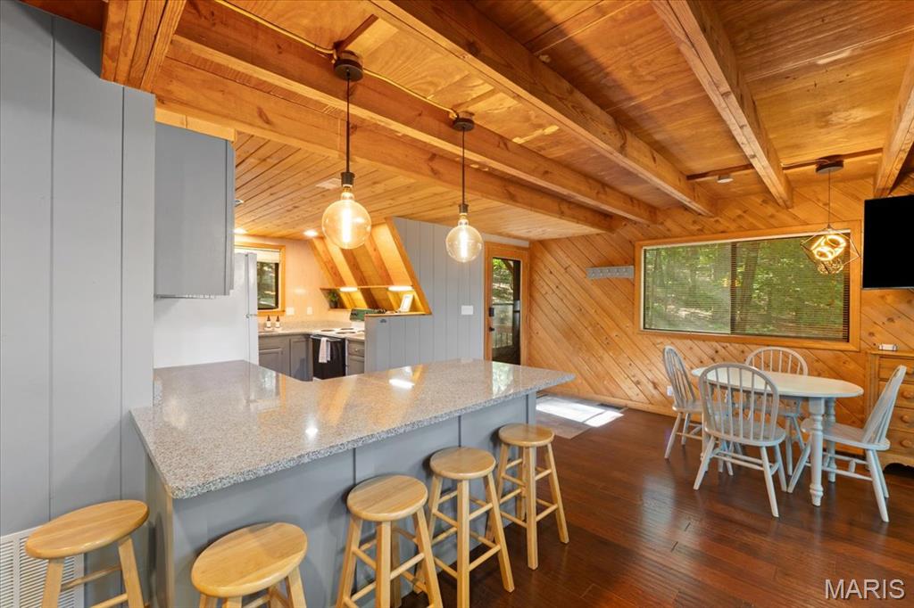 2506 Alpine Woods Drive