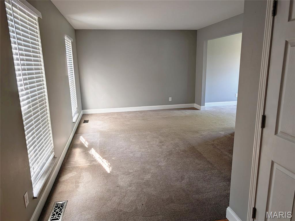 3 Silveroak Drive