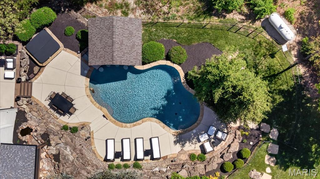 3817 Indian Ridge Lane