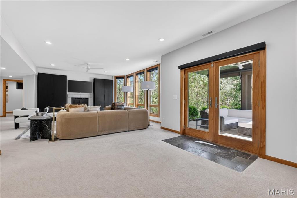 3817 Indian Ridge Lane