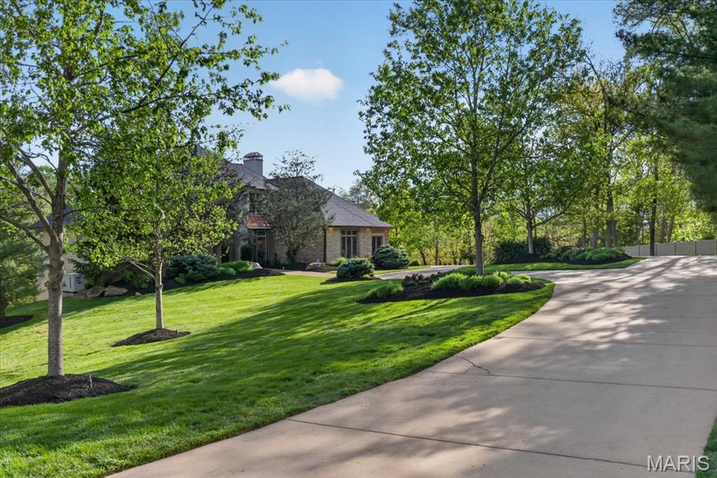 3817 Indian Ridge Lane