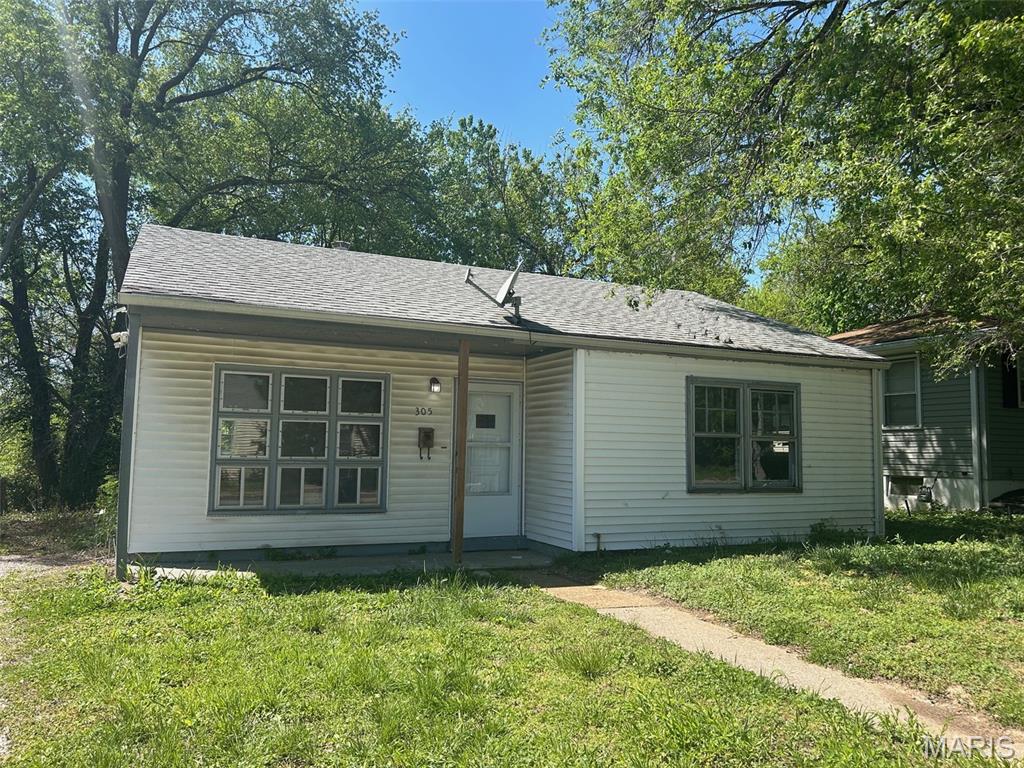 305 Mueller Avenue