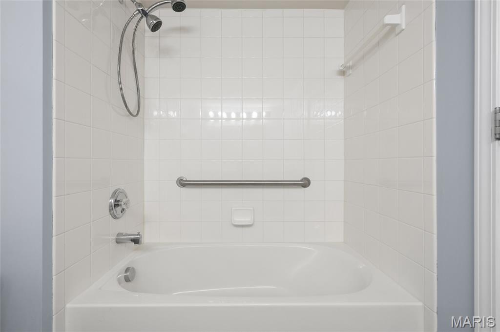 1133 Arbor Creek Drive Unit: 2B
