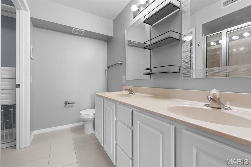 1133 Arbor Creek Drive Unit: 2B